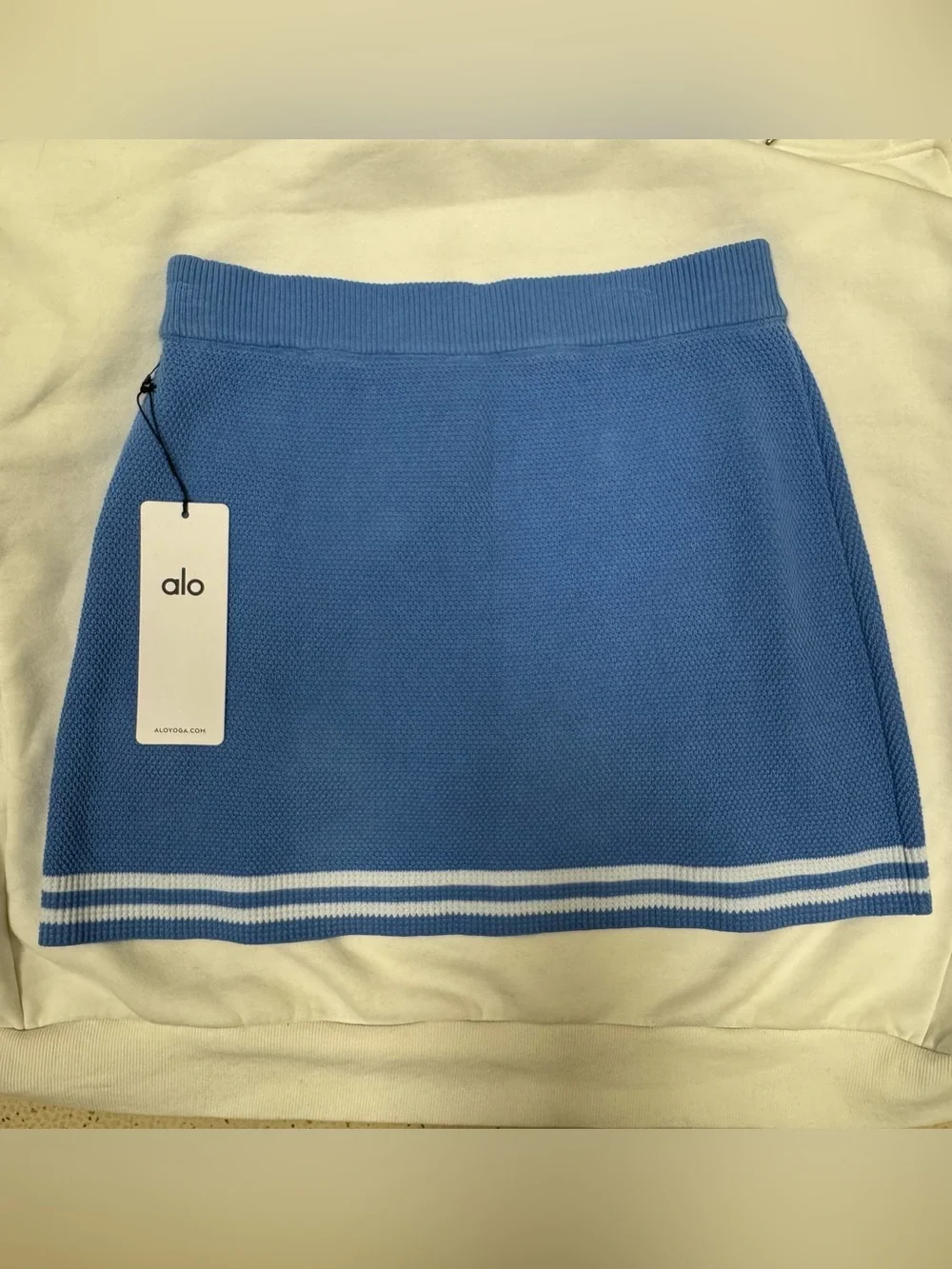 NWT ALO Yoga Tennis Club Sweater Knit Skirt Crystal Clear Blue Medium NEW
